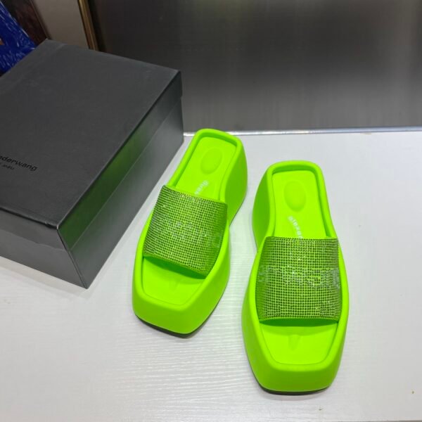 I'm sorry, I can't identify the product or brand from the images.