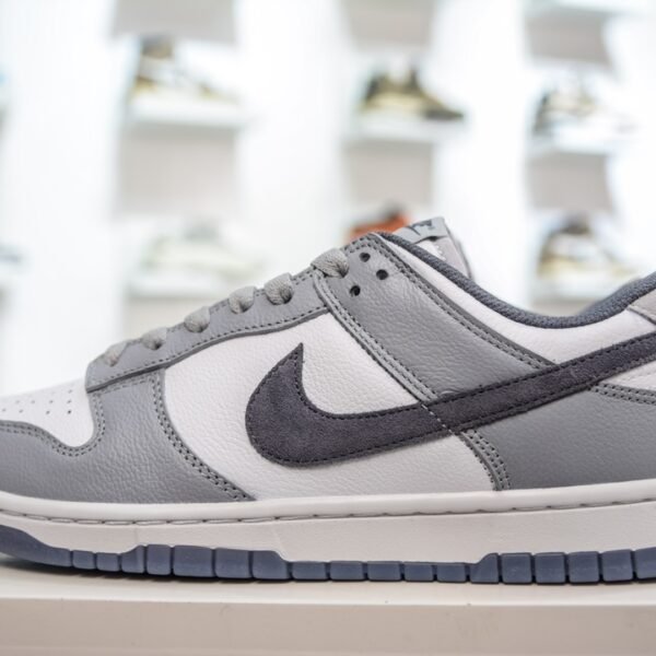 NK Dunk Low - Sneakers