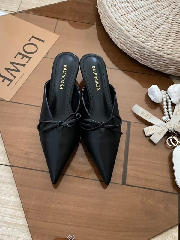 BAL Knife Mules – Talons