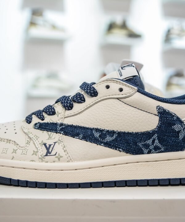 NK Air Jordan 1 Low Travis Scott x LV – Sneakers
