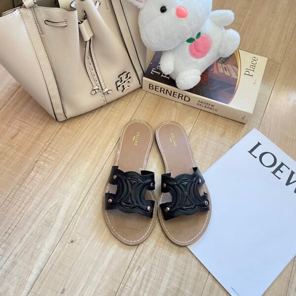 CEL Triomphe Slides - Slides