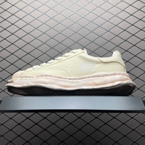 MIU Sneakers Beige Canvas - Sneakers