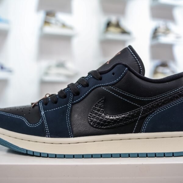 NK Air Jordan 1 Low OG SP Travis Scott - Sneakers