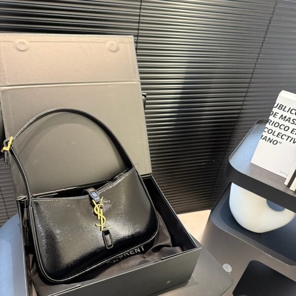YSL Le 5 à 7 Hobo Black Leather - Bag