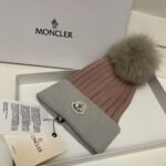 MCL Pom Pom Beanie Wool – Hat