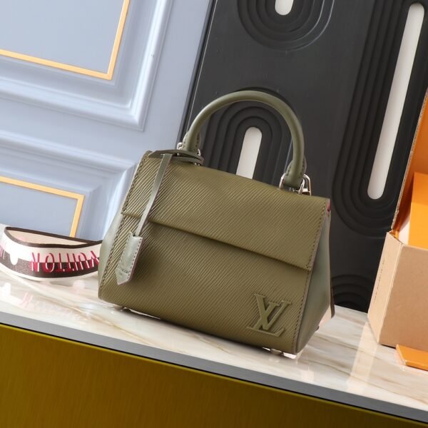 LV Cluny Mini Khaki Epi Leather - Bag