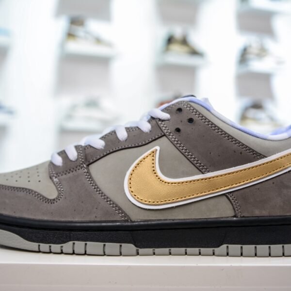 NK Dunk Low Pro SB Tag - Sneakers