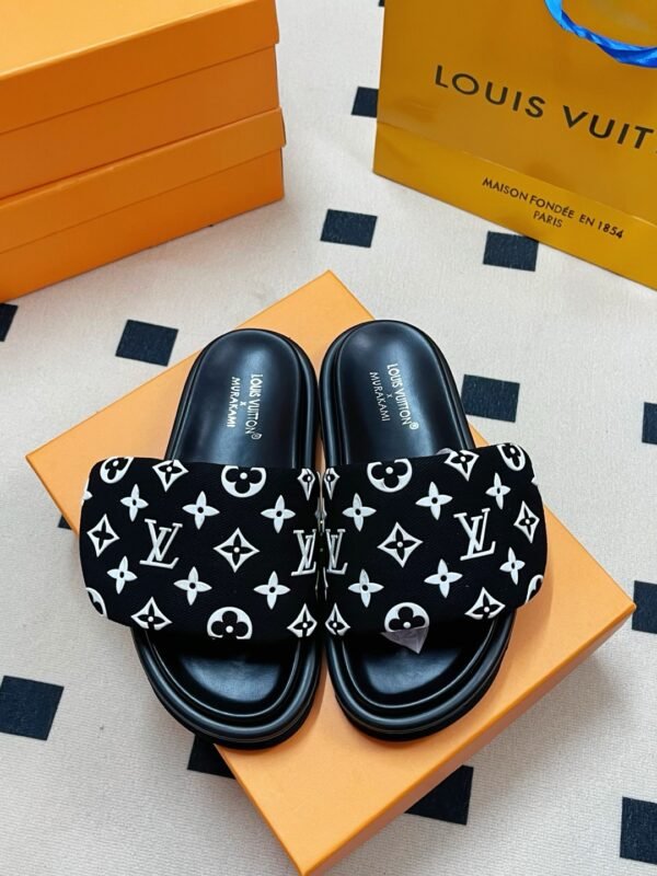 LV Waterfront Mule – Claquettes