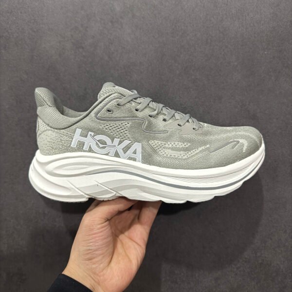 HOKA Clifton 9 - Sneakers
