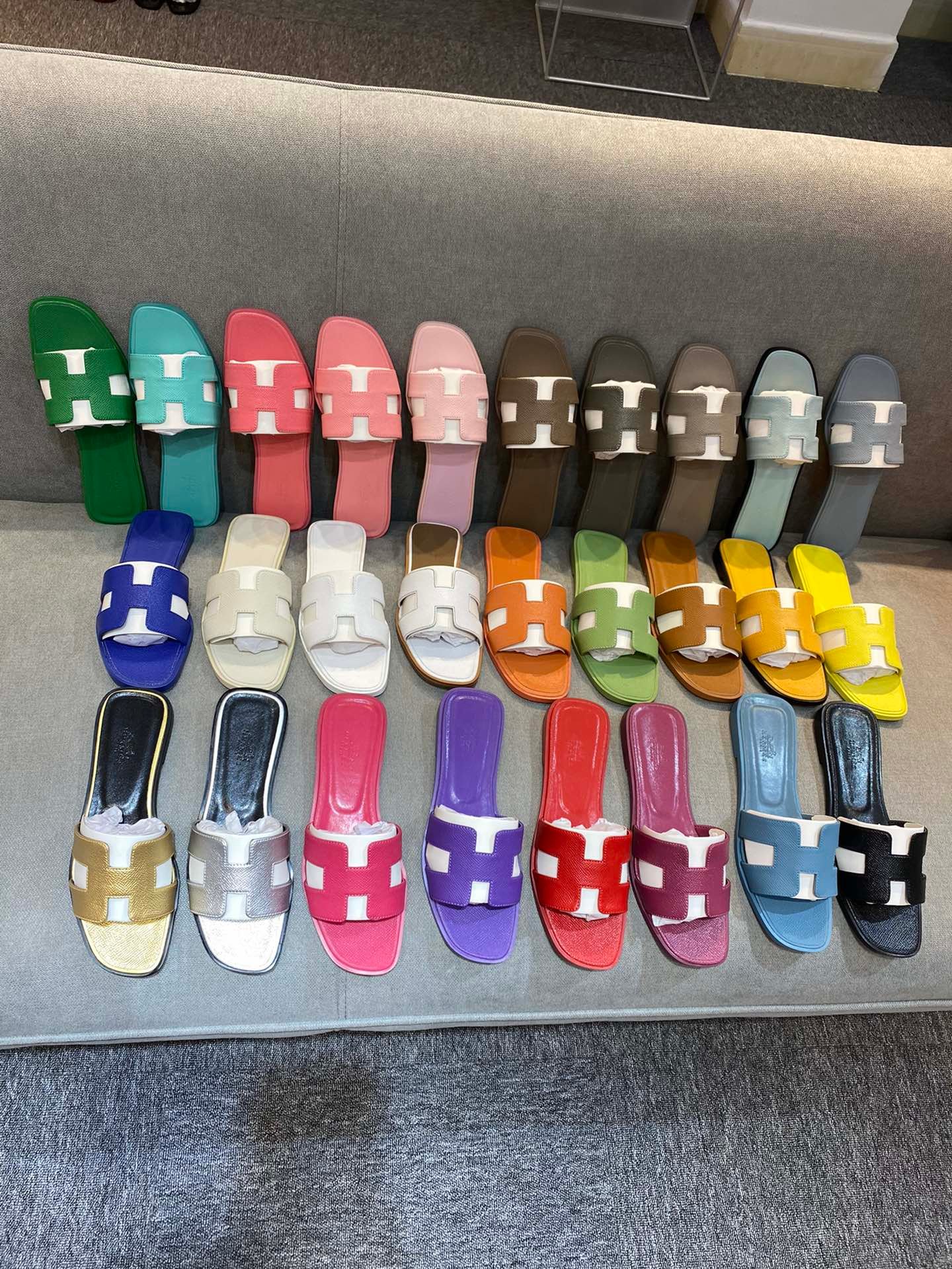 HM Oran Sandals Various Colors - Slides - Image 2