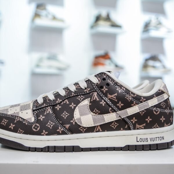 LV NK SB Dunk Low - Sneakers