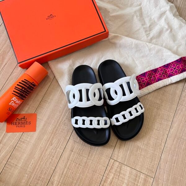 HM Chypre White/Black - Slides