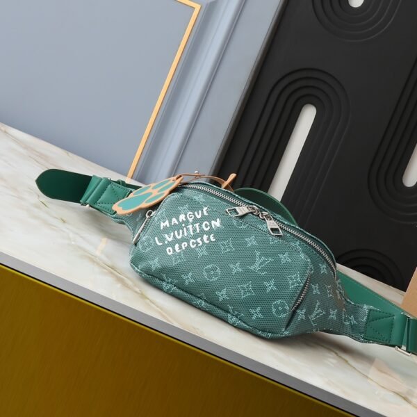 LV Bumbag - Bag
