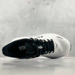 HK Bondi 8 – Sneakers – Black