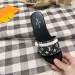 LV Waterfront – Slides