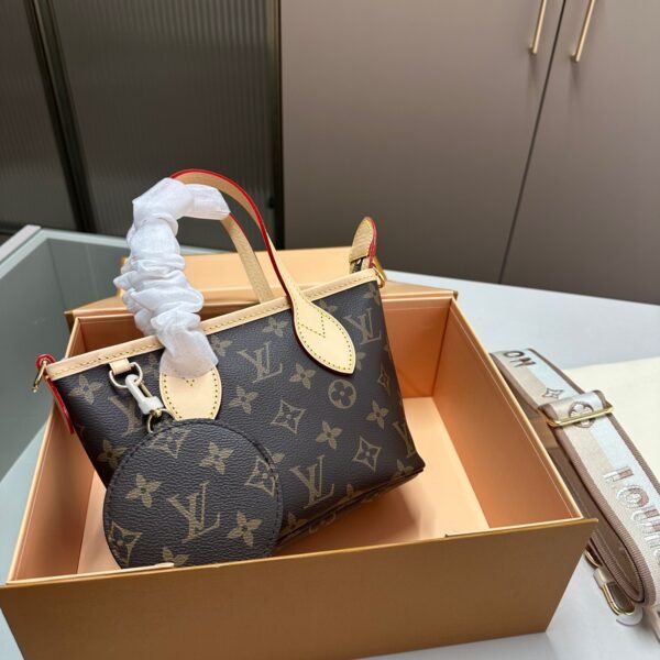 LV Multi Pochette Accessoires Monogram - Bag