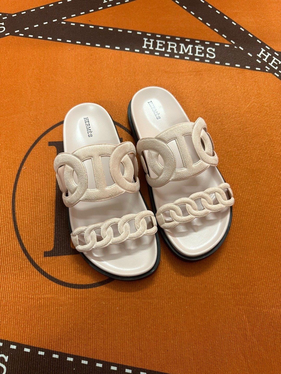 HM Chypre Beige Suede - Slides