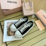 MIU Logo Platform Sneakers – Sneakers