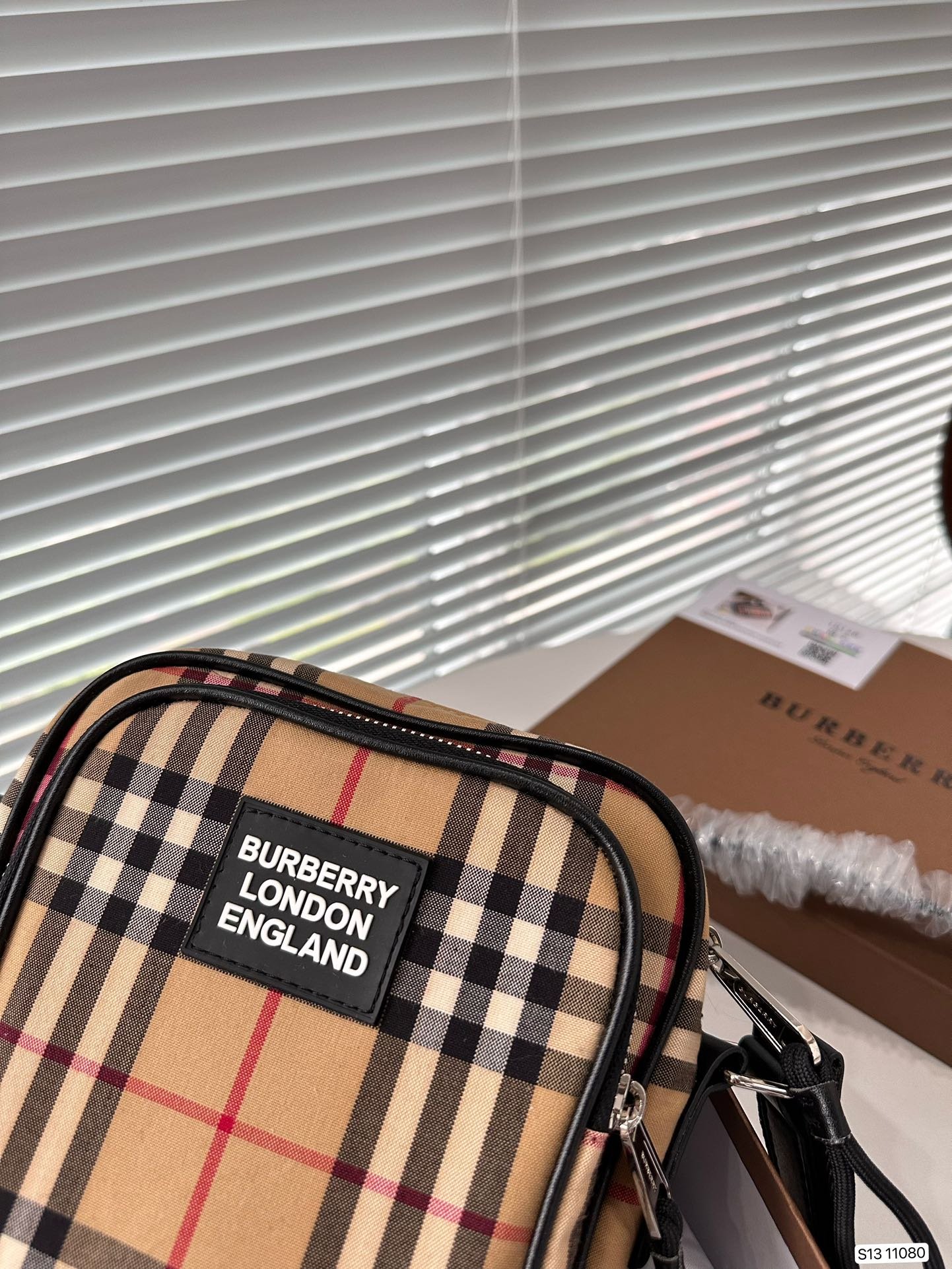BBR Vintage Check Camera Bag Beige Check - Bag - Image 6