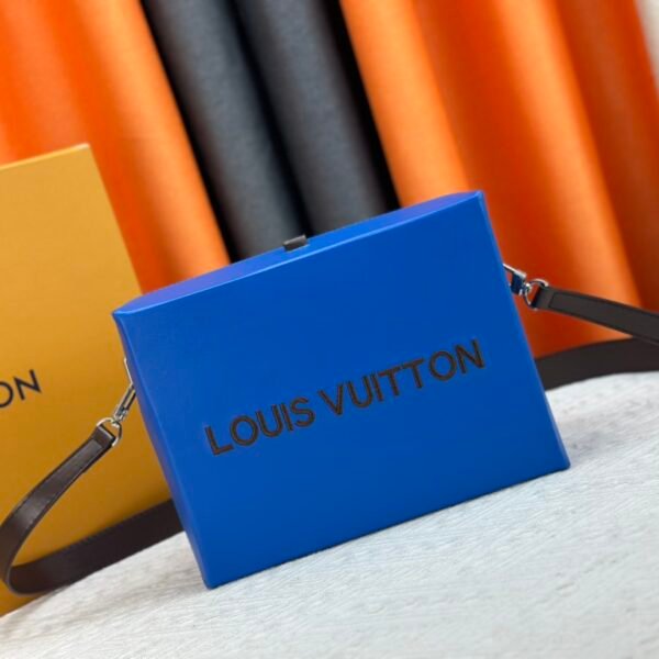 LV Petite Malle Souple - Bag