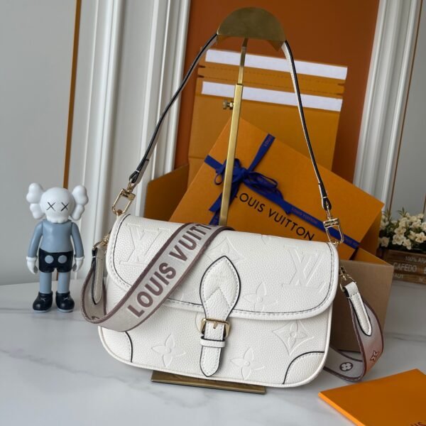 LV Dauphine - Bag
