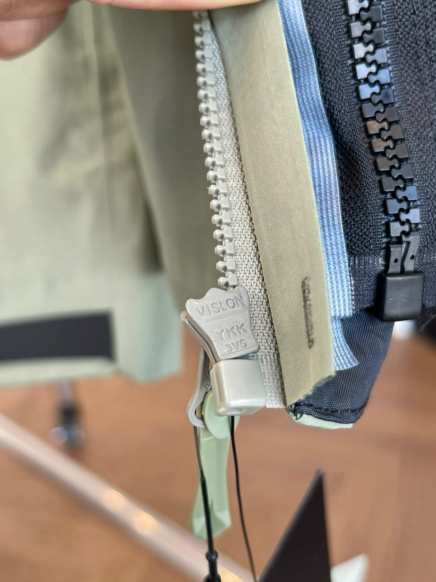 AR Beta LT Jacket Green - Jacket - Image 9