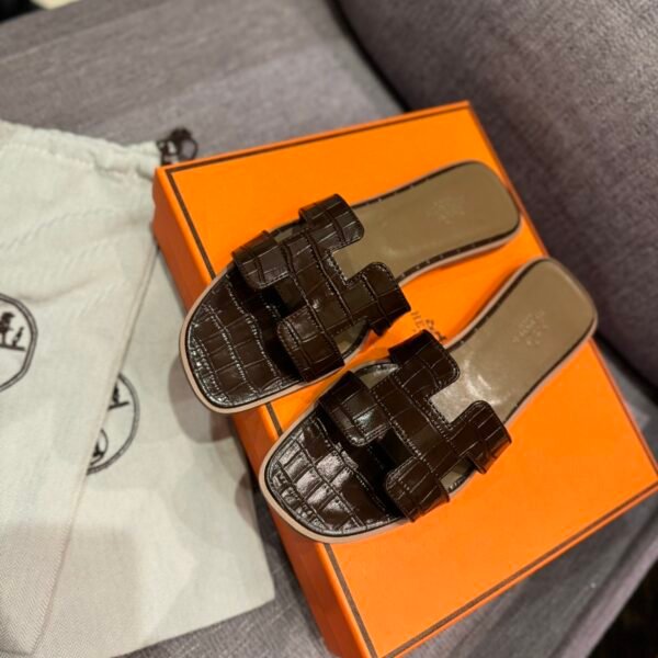 HM Oran Sandals Brown Crocodile Embossed Leather - Slides