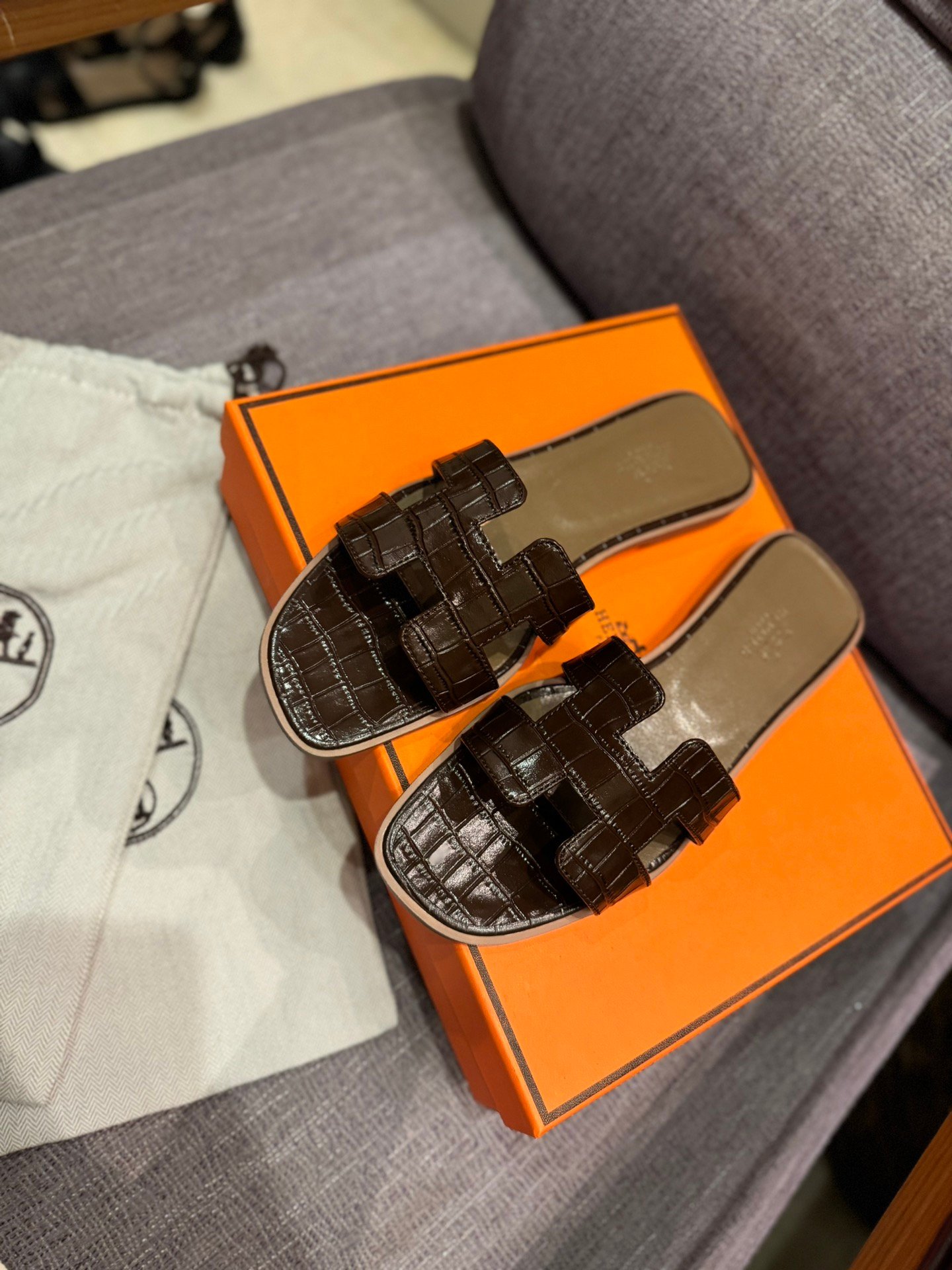 HM Oran Sandals Brown Crocodile Embossed Leather - Slides