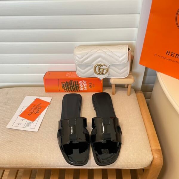 HM Oran Sandals - Sandals