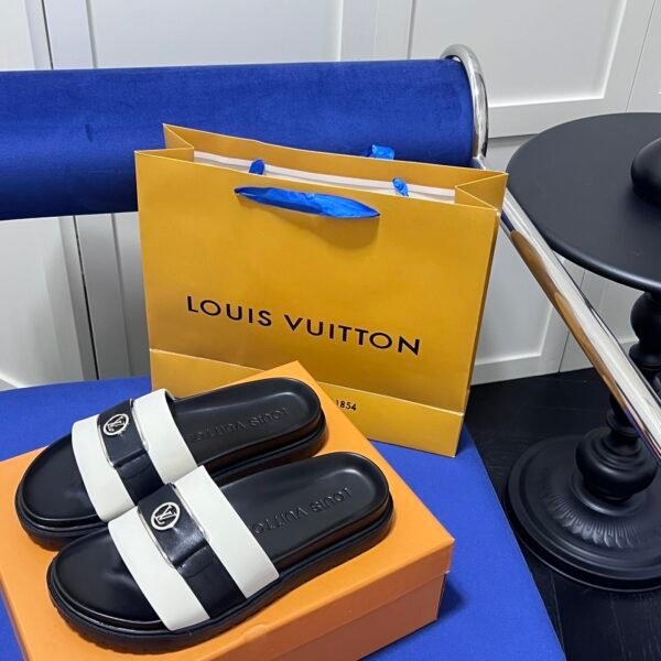LV Waterfront - Slides