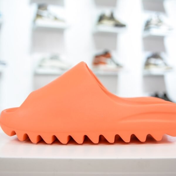AD Yeezy Slide - Slides
