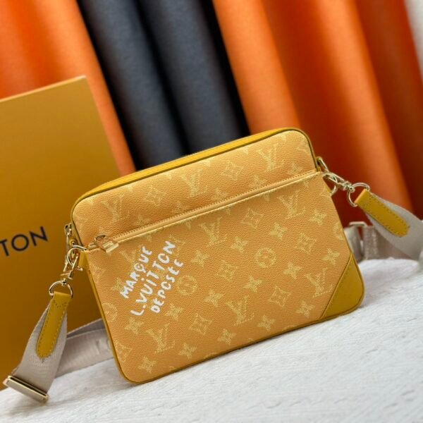 LV Outdoor Messenger Yellow Monogram - Bag
