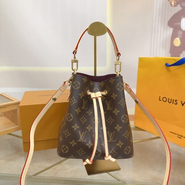 LV NéoNoé BB Monogram - Bag