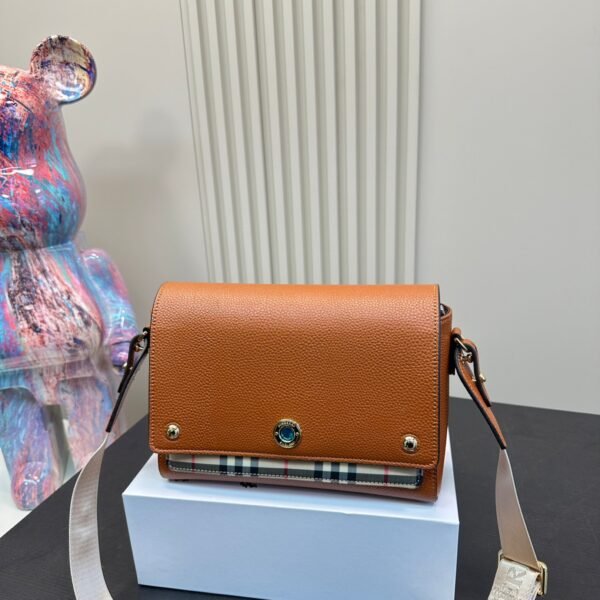 BBR Title Vintage Check E-Canvas and Leather - Bag