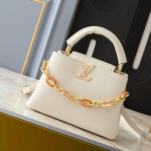 LV Capucines - Bag