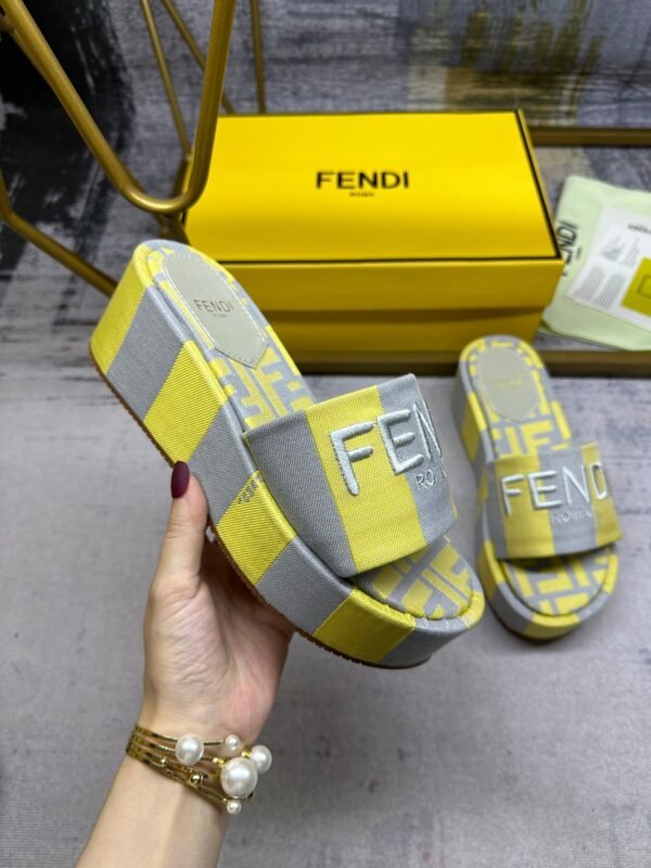 FD FD Roma Wedge Slides Yellow/Grey Fabric – Slides