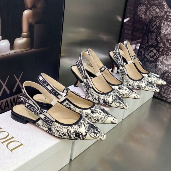 CD J'ACD Slingback Pumps - Heels