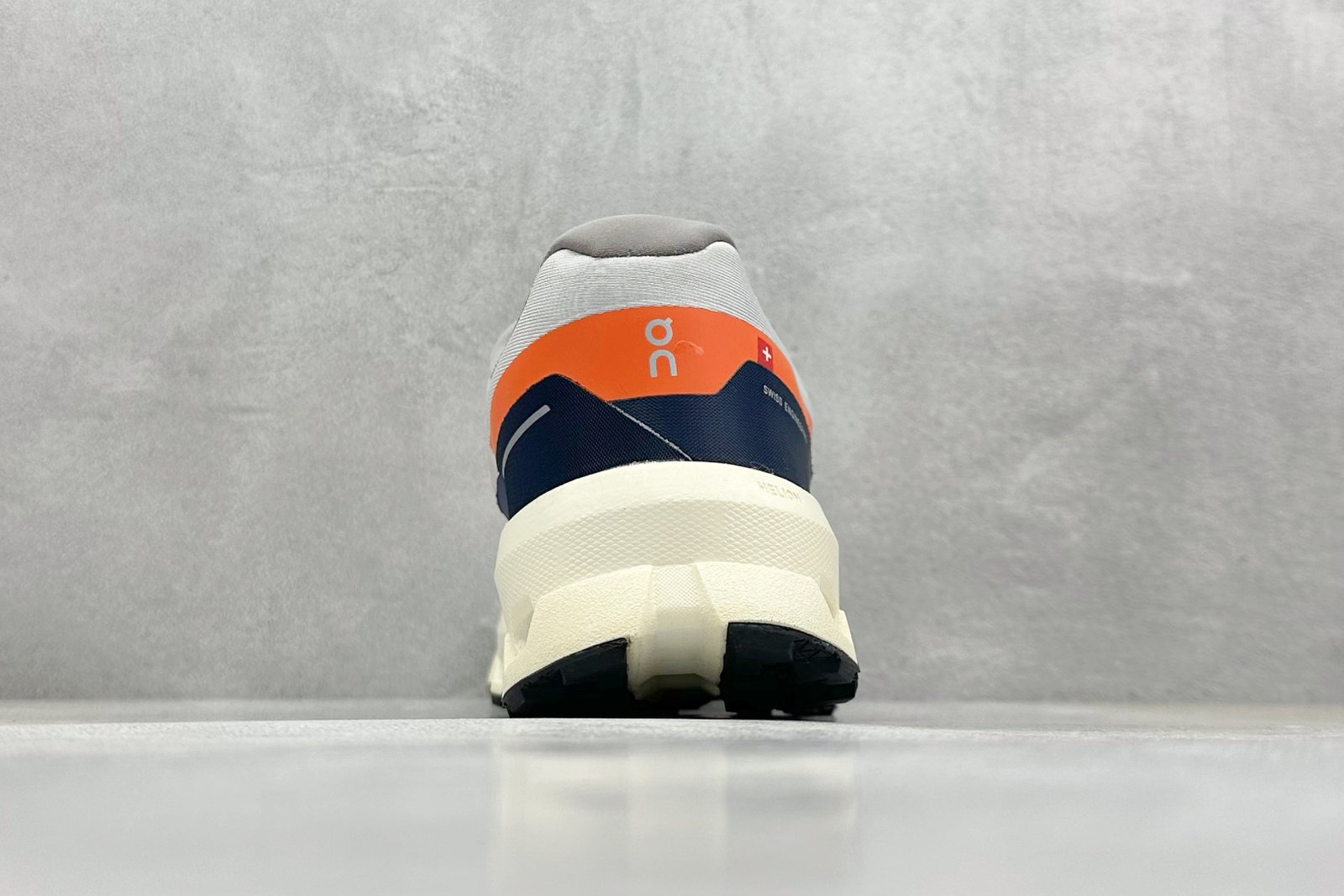 ON Cloudstratus White/Orange - Sneakers - Image 6