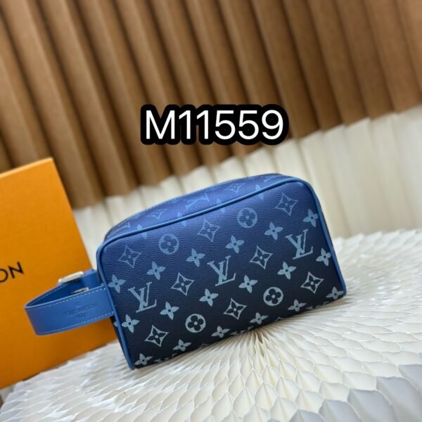 LV Toiletry Pouch 26 - Bag