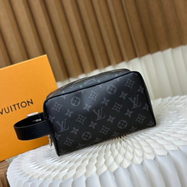 LV Toiletry Pouch 26 - Bag
