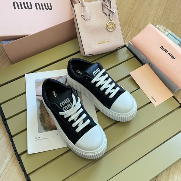 MIU Logo Platform Sneakers - Sneakers