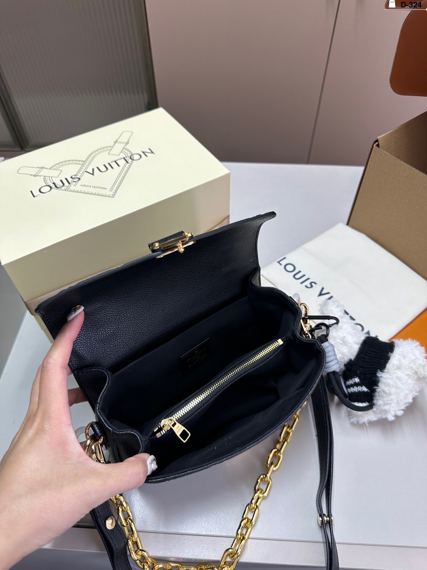 LV Pochette Métis Black Empreinte Leather - Bag - Image 9
