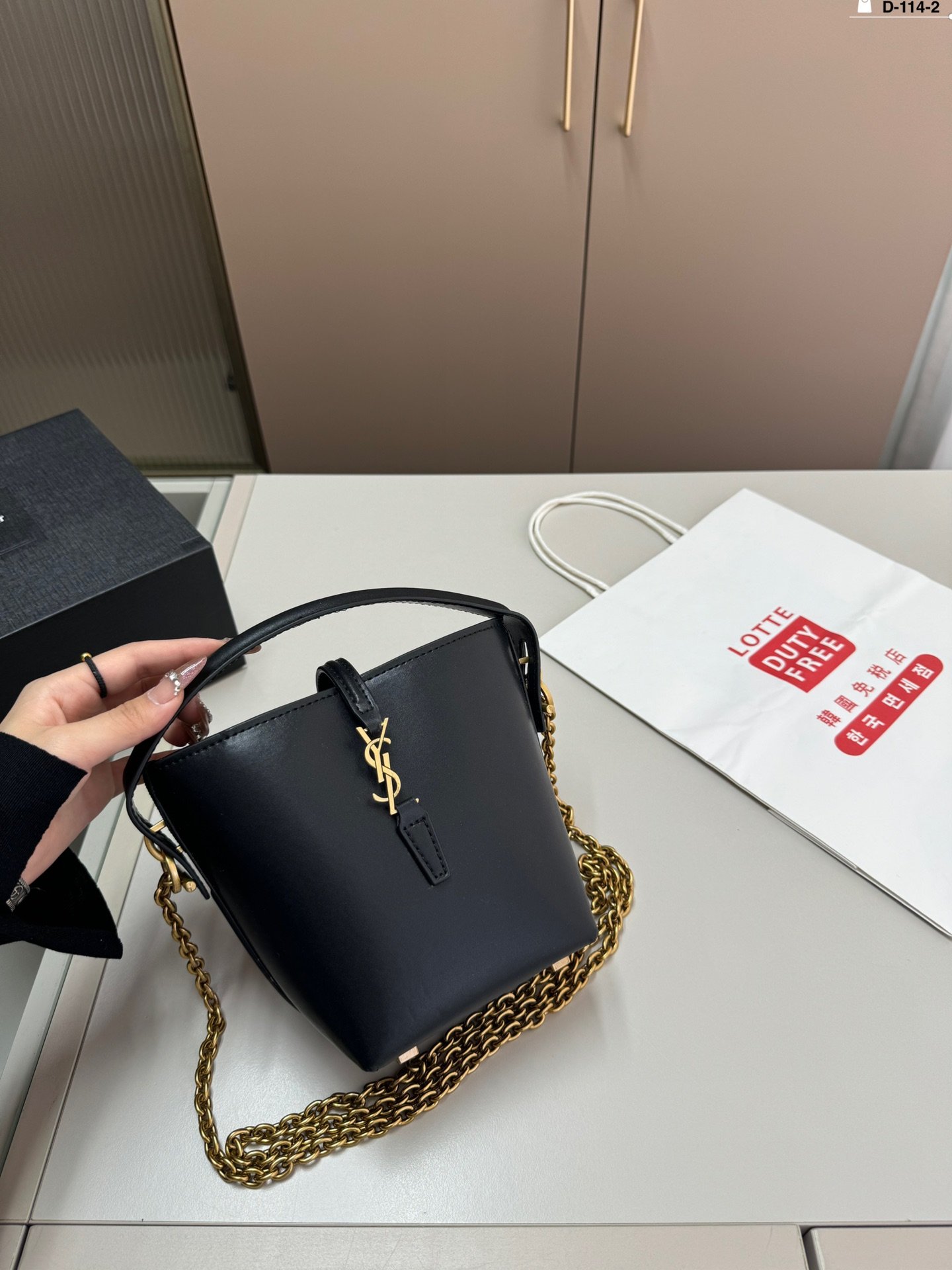 YSL Le Carré Bucket Leather - Bag - Image 5