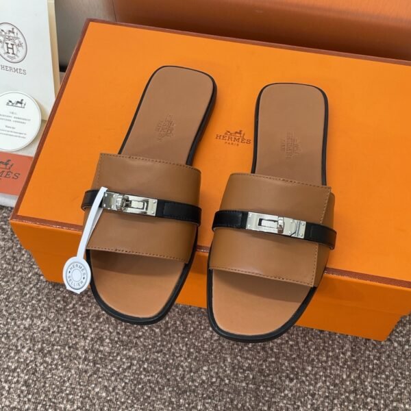 HM Oran - Sandals