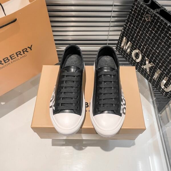 BBR Vintage Check Logo Sneakers - Sneakers