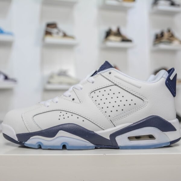 NK Air Jordan 6 Retro Midnight Navy - Sneakers