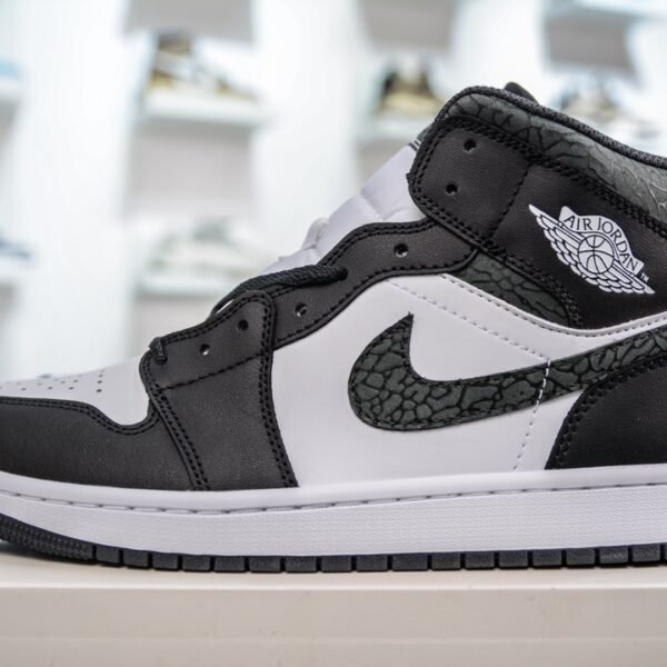 NK Air Jordan 1 Mid Elephant Print - Sneakers