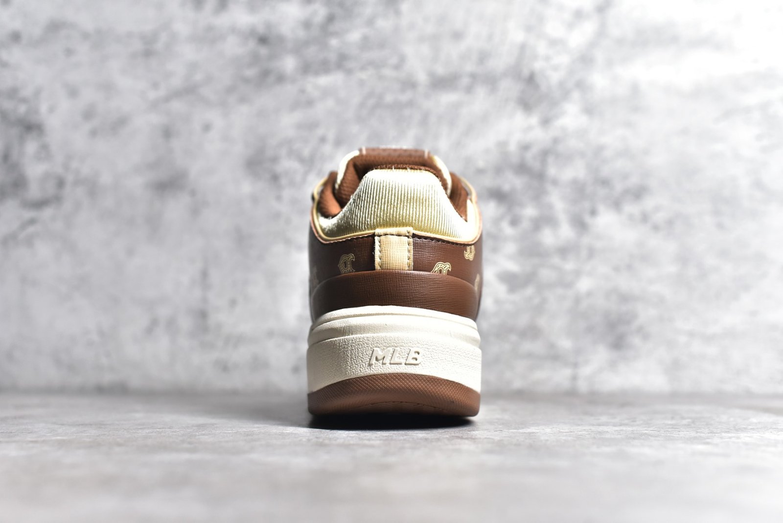 BAL B Court Brown/White - Sneakers - Image 5