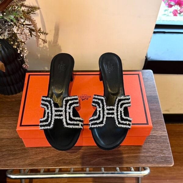 HM Oran Sandals - Sandals