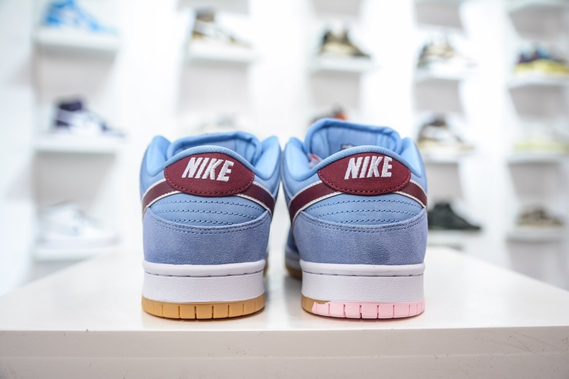 NK Dunk Low Pro QS Blue/Red Suede - Sneakers - Image 2